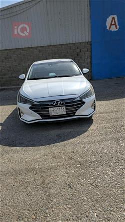 هیوندای ئەلەنترا